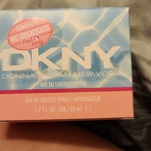 DKNY POOL PARTY LIMITED EDITION MAI TAI